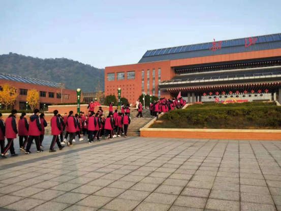山東省實(shí)驗(yàn)中學(xué)濟(jì)南英才高級(jí)中學(xué)韶山研學(xué)旅行_湖南研學(xué)旅行網(wǎng)